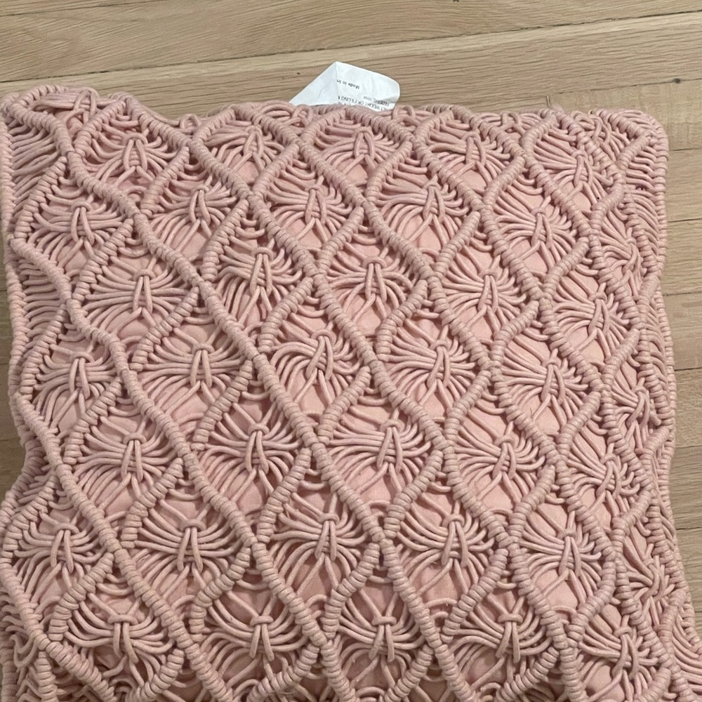 Threshold 18x18 Toss Pillow (Pink)